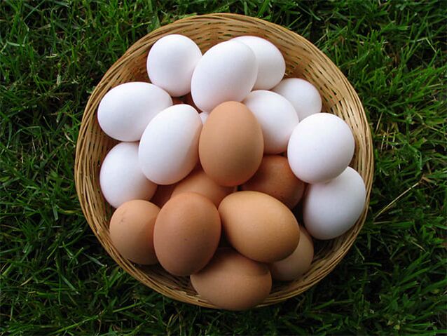 Пилешките јајца ја зајакнуваат ерекцијата и го зголемуваат машкото либидо